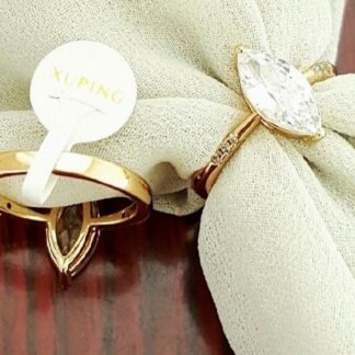 *Xuping Marquise Cut Crystal Ring